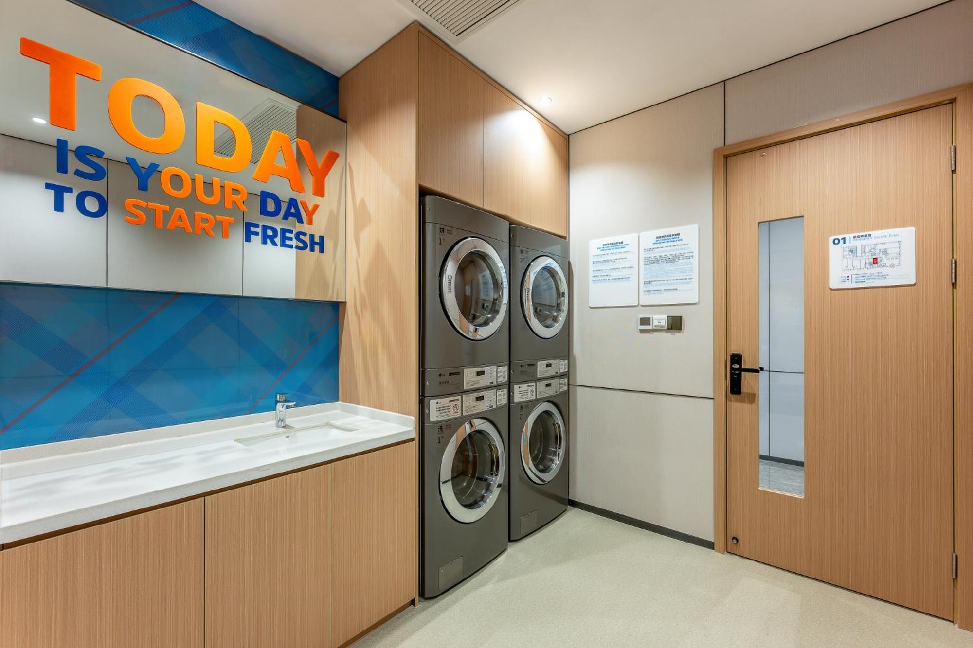 Holiday Inn Express Taizhou City Center By Ihg Eksteriør bilde